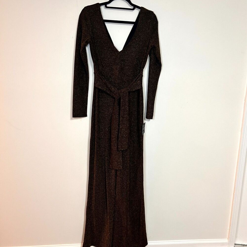 Lulus Jumpsuit Womens M Brown Metallic Deep V-Neck Wedding Cocktail Party NWT - Picture 3 of 12